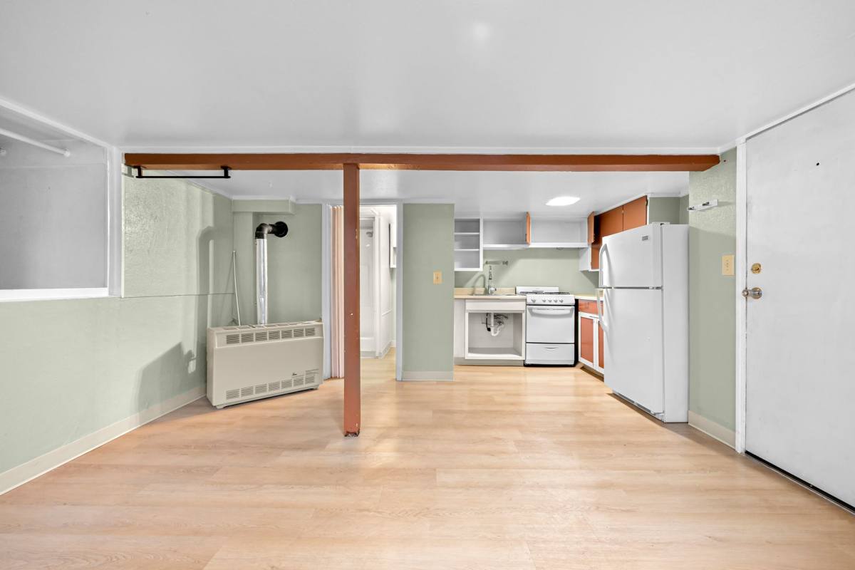 Apartment for rent at 1335 Franklin St, Bellingham, WA 98225
