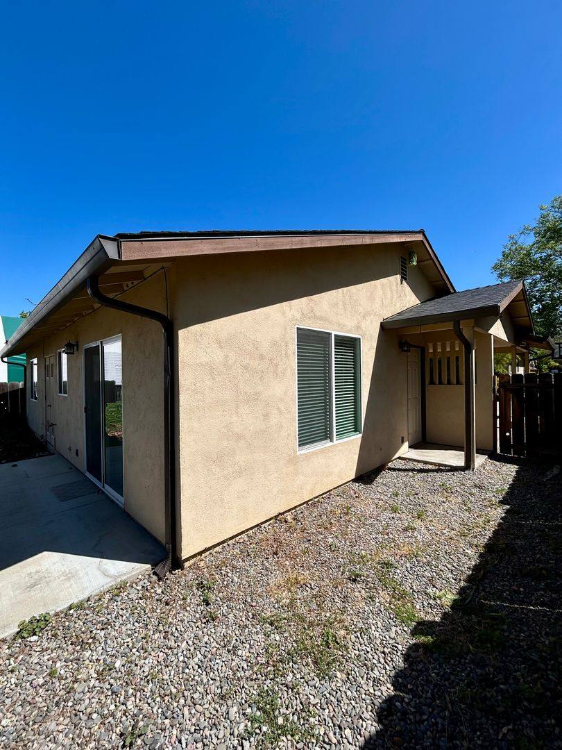 House for rent at 1072 1 2 Monterey St, Hollister, CA 95023
