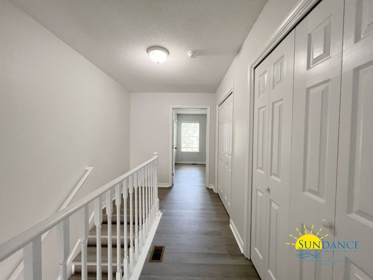 Townhouse for rent at 950 Scenic Oak Lane, Fort Walton Beach, FL 32547