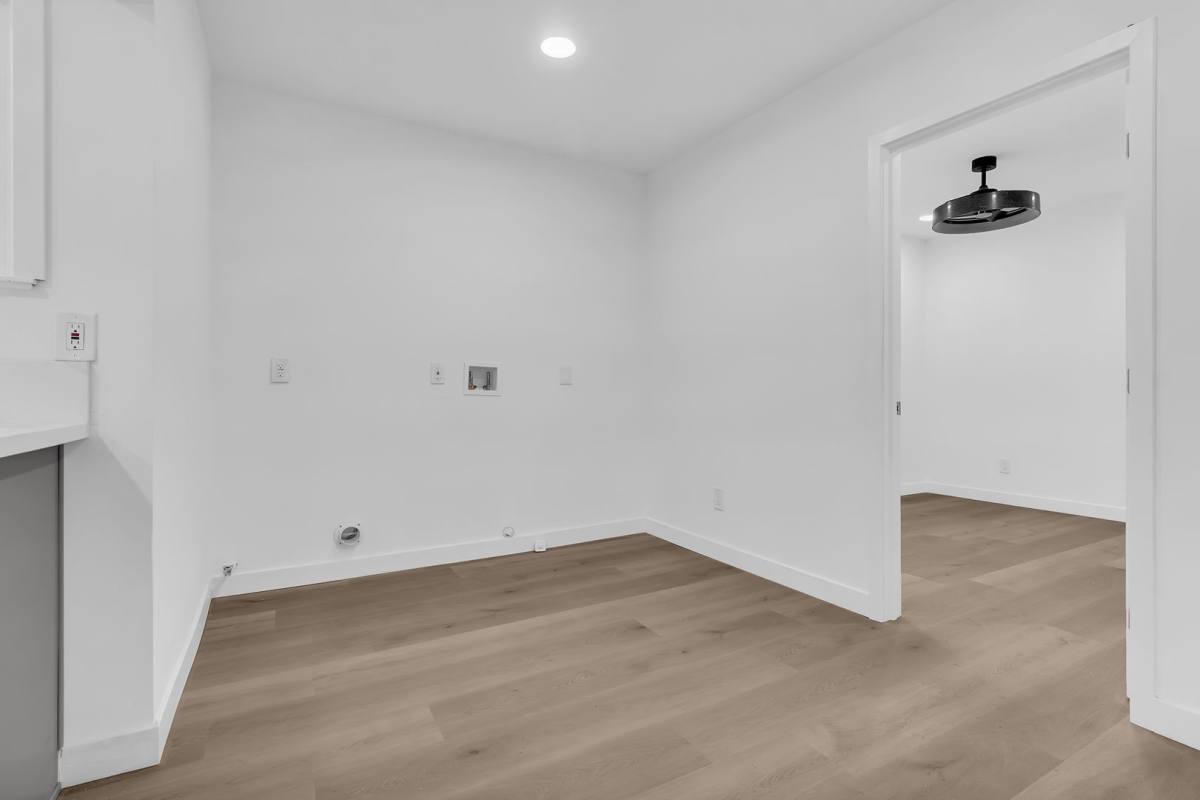 Apartment for rent at 5518 Denker, Los Angeles, CA 90062