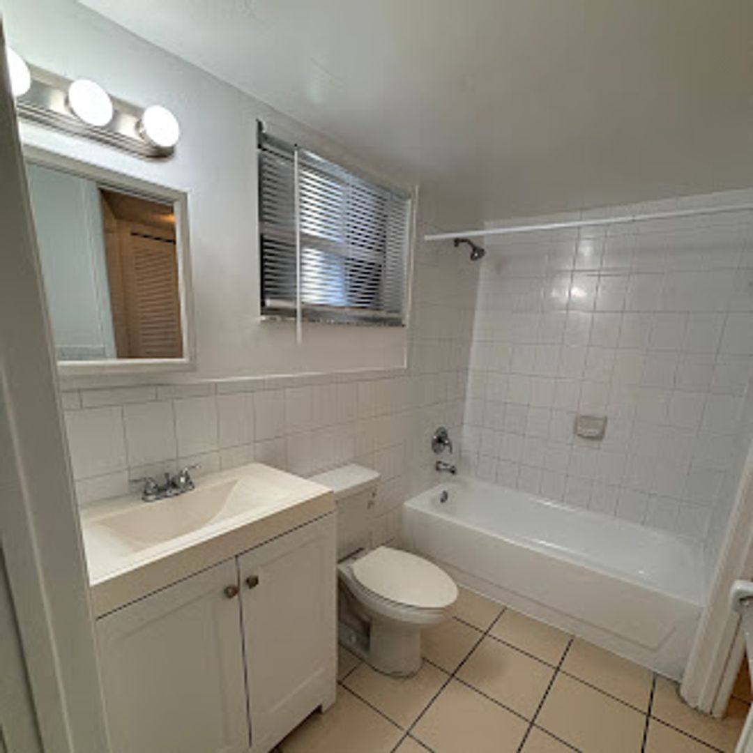 Apartment for rent at 424 SW 12 Ave, Miami, FL 33130