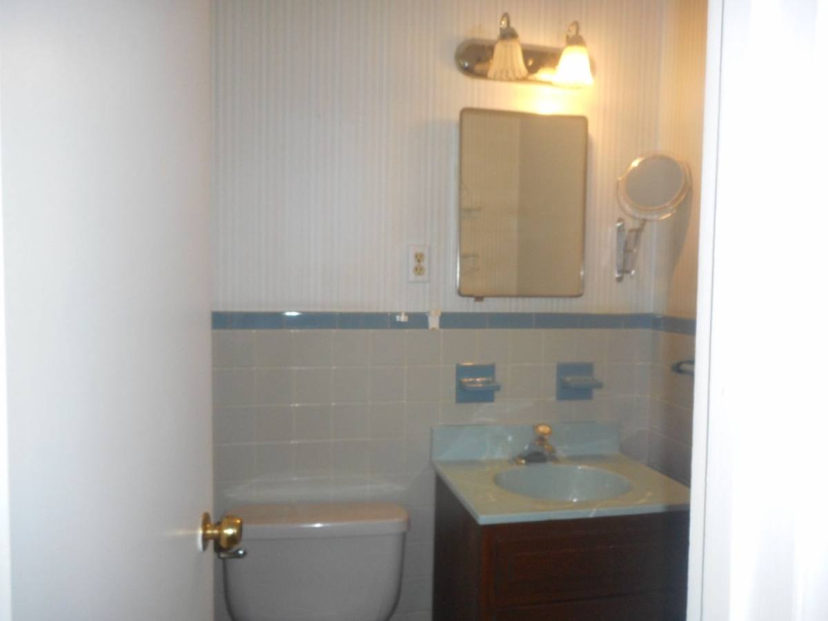House for rent at 4 Fairway Lane, Newport News, VA 23606