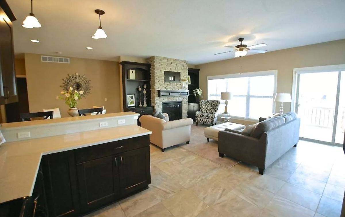 Townhouse for rent at 2020 NW Sharmin Dr, Ankeny, IA 50023