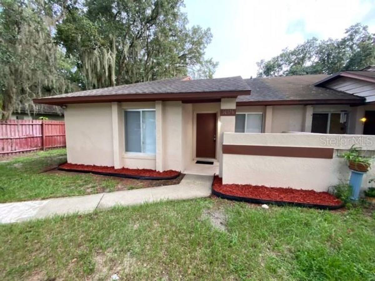 House for rent at 10376 Rivaridge Trail, Orlando, FL 32817