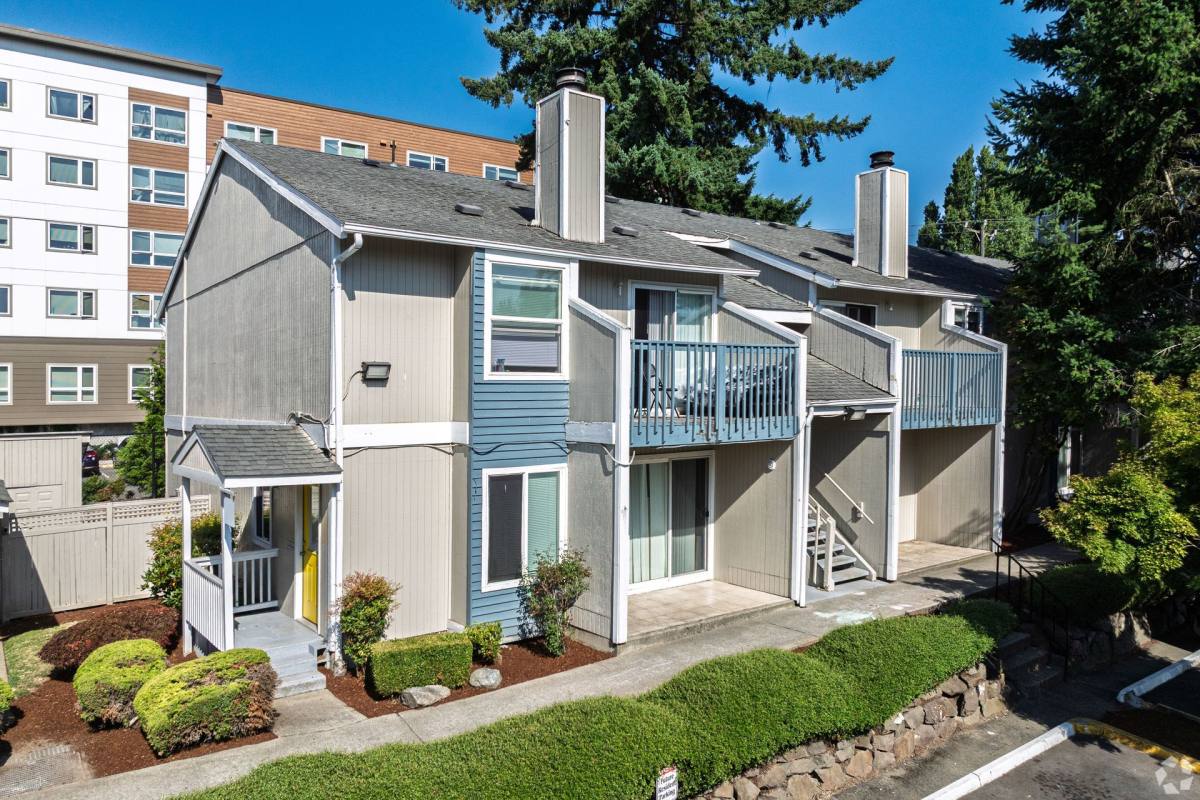 Apartment for rent at 3721 S 152nd St, Seattle, WA 98188