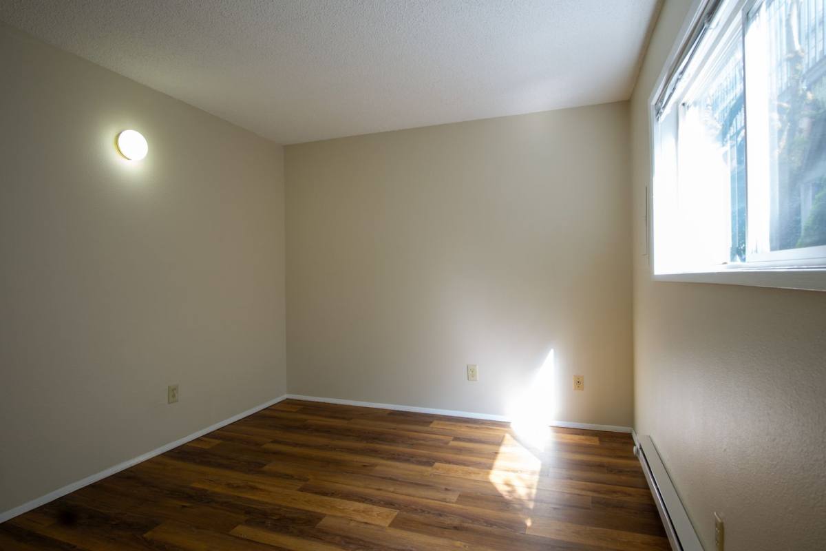 Apartment for rent at 4030 SE Gladstone St, Portland, OR 97202