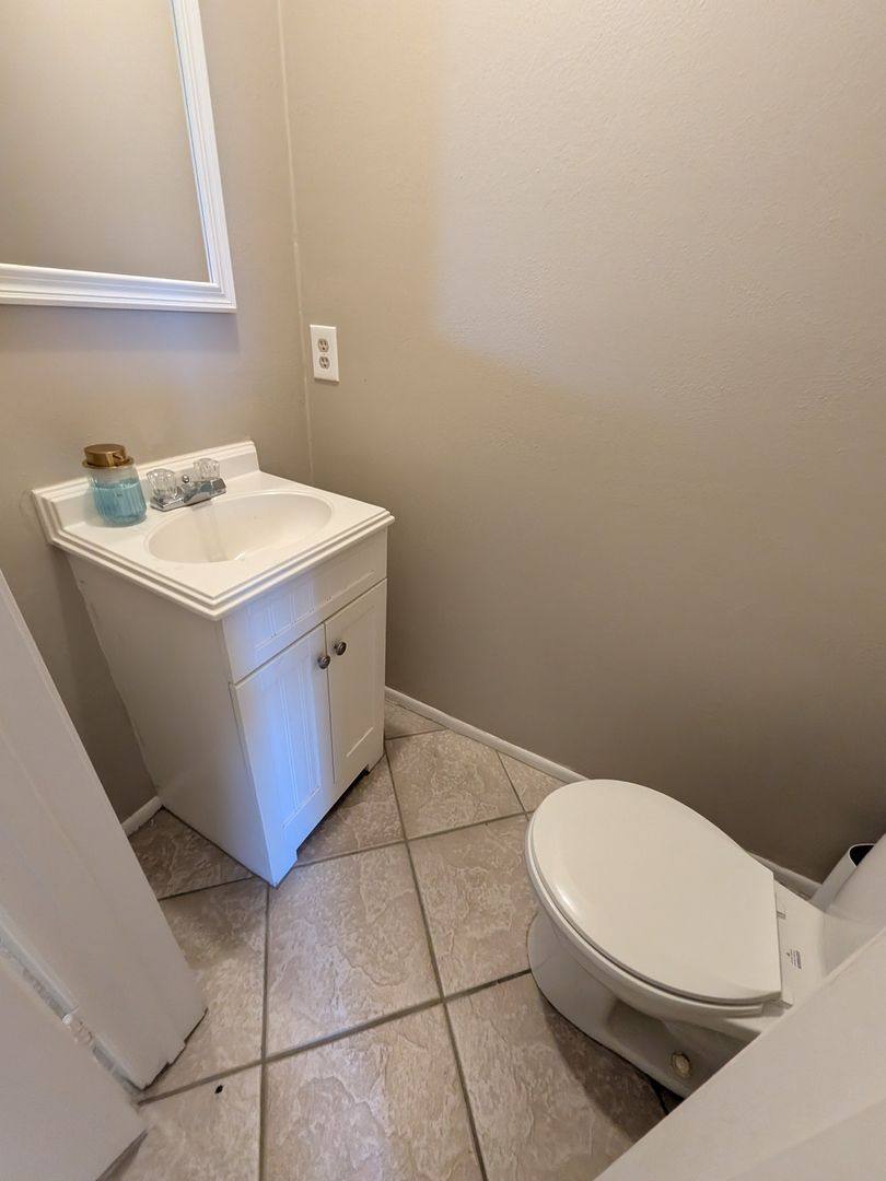 Townhouse for rent at 976 Sunmeadow, Beaumont, TX 77706