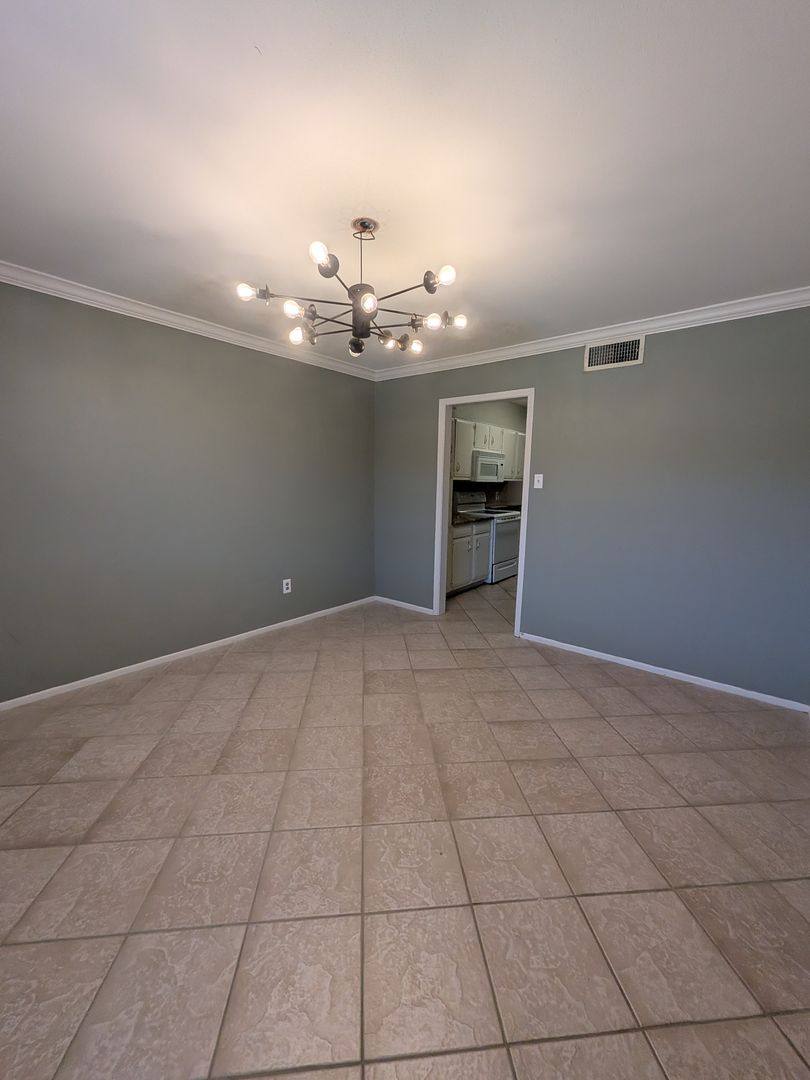 Townhouse for rent at 976 Sunmeadow, Beaumont, TX 77706