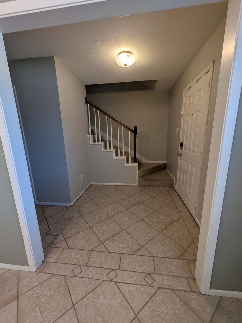 Townhouse for rent at 976 Sunmeadow, Beaumont, TX 77706