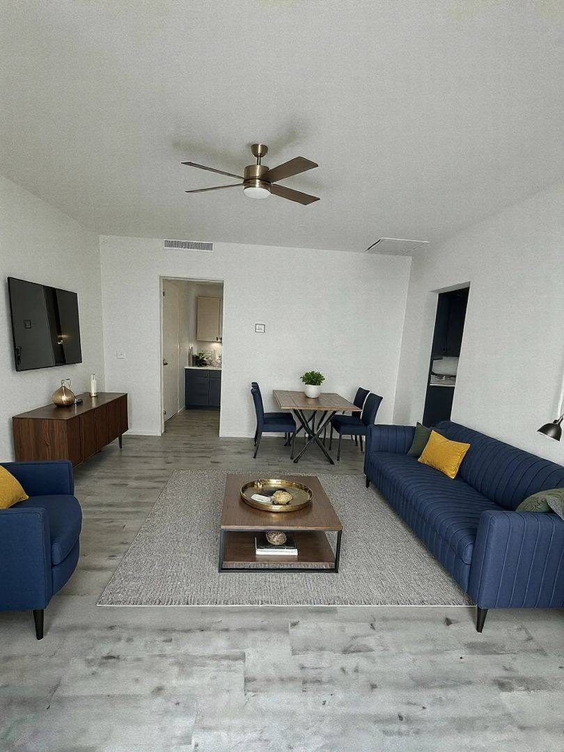 Apartment for rent at 1723 Oak Knoll Dr, Haltom City, TX 76117