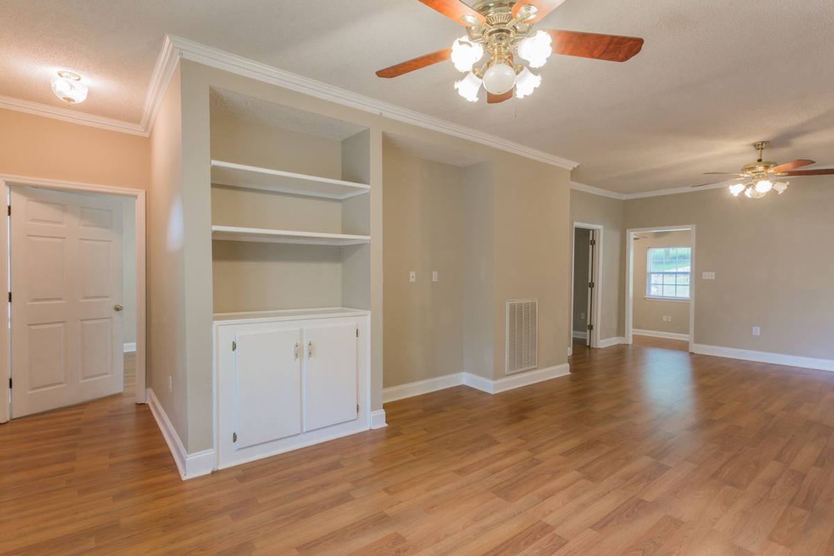 House for rent at 21959 River Canyon Rd, Chattanooga, TN 37405
