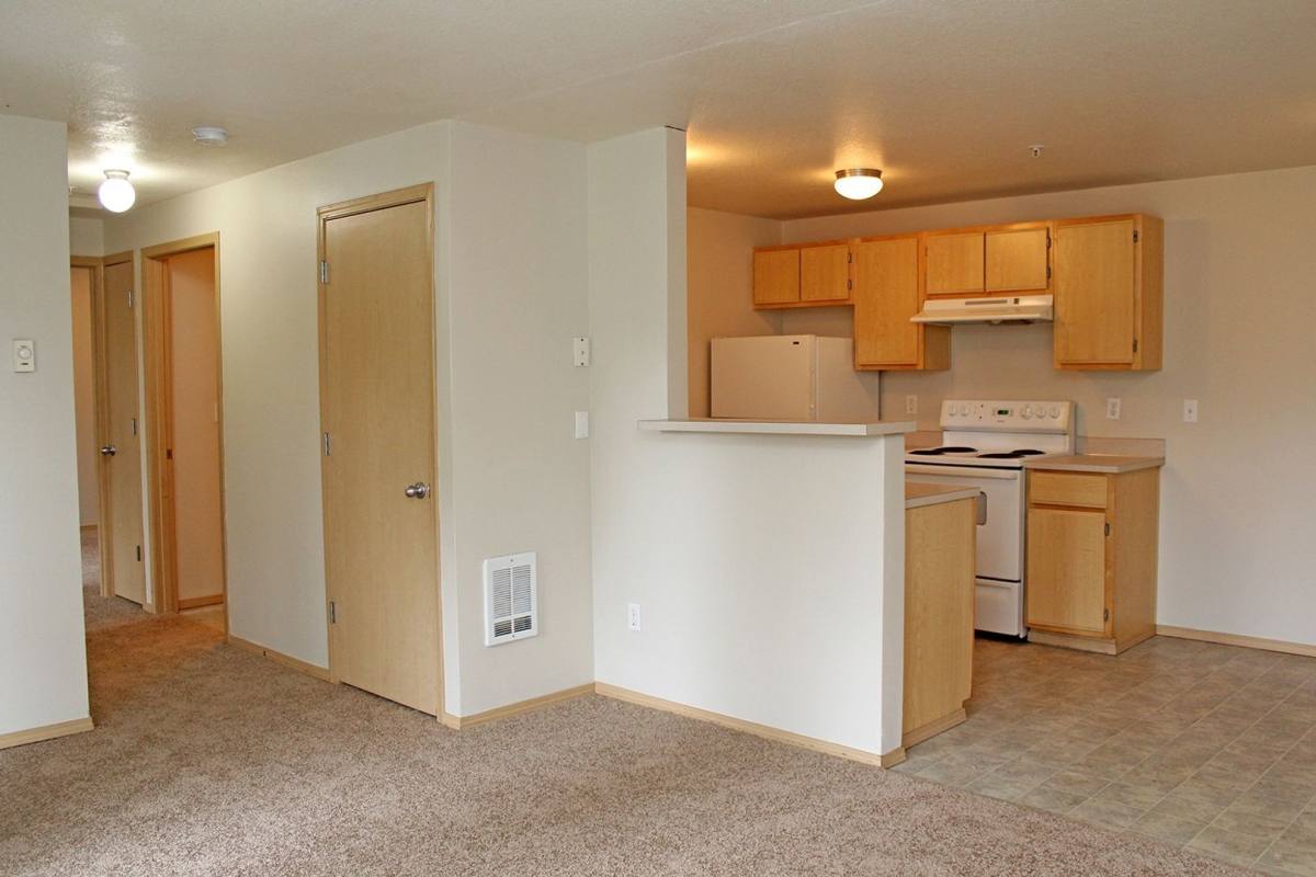 Apartment for rent at 11710-11712 SE Powell Blvd, Portland, OR 97266