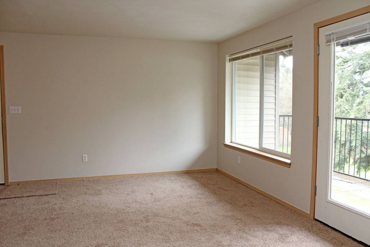 Apartment for rent at 11710-11712 SE Powell Blvd, Portland, OR 97266
