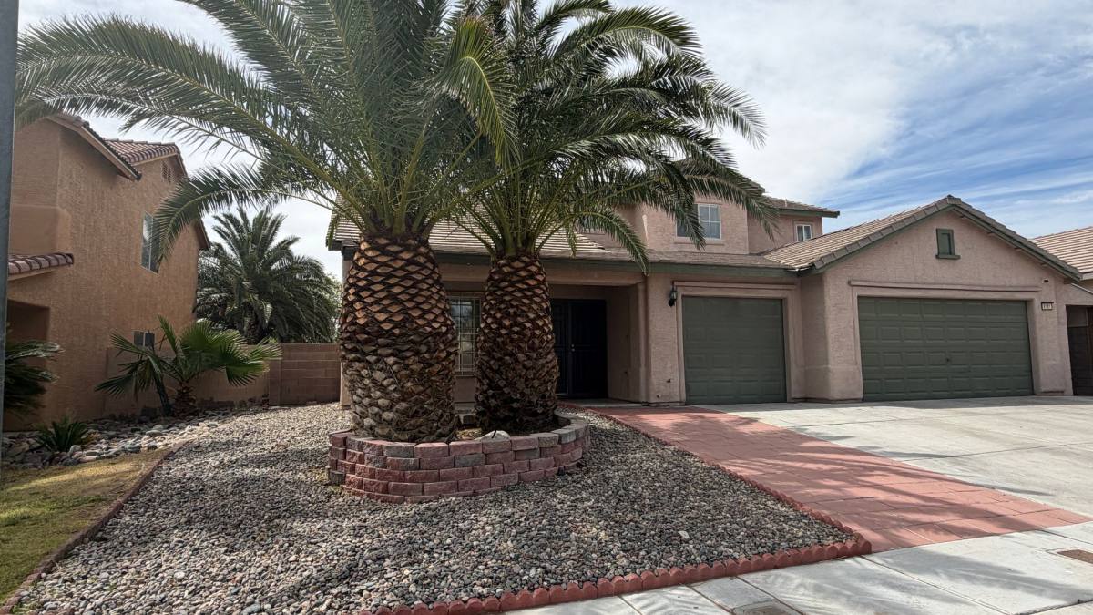 House for rent at 8101 Yellow Daisy Ave, Las Vegas, NV 89147