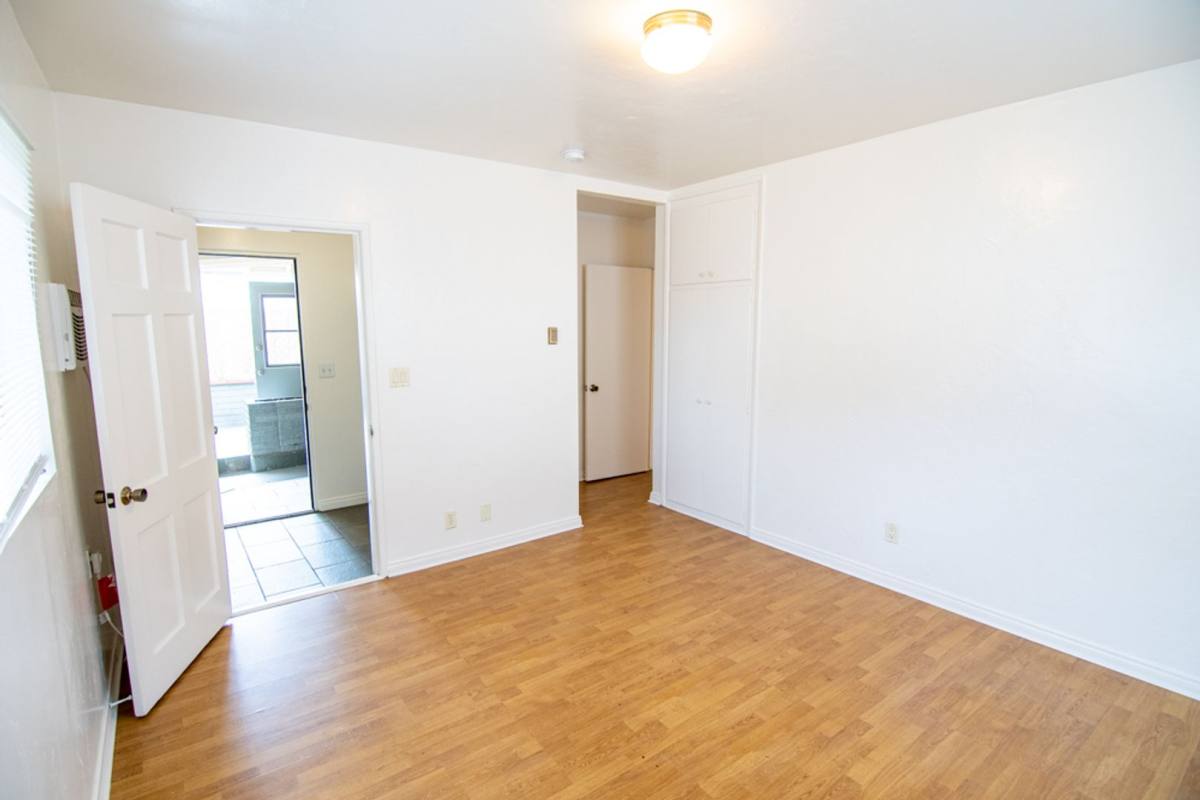 Townhouse for rent at 5434 Adams Ave, San Diego, CA 92115