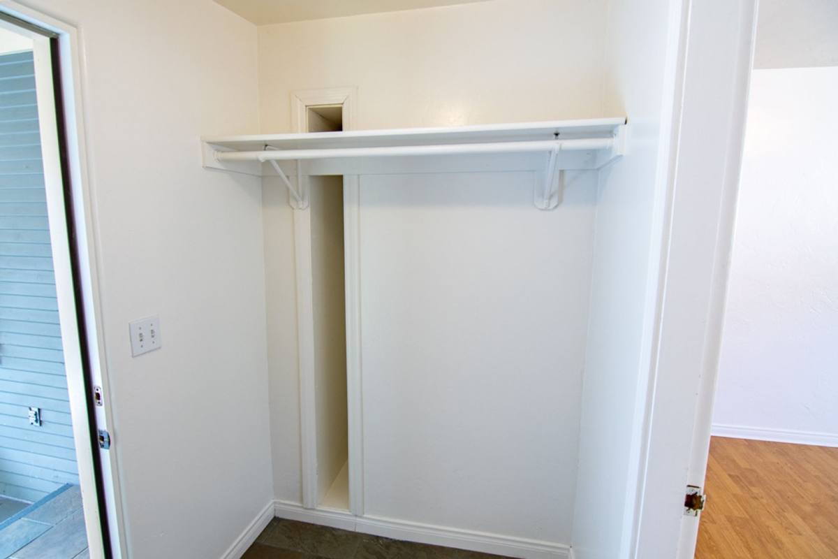 Townhouse for rent at 5434 Adams Ave, San Diego, CA 92115