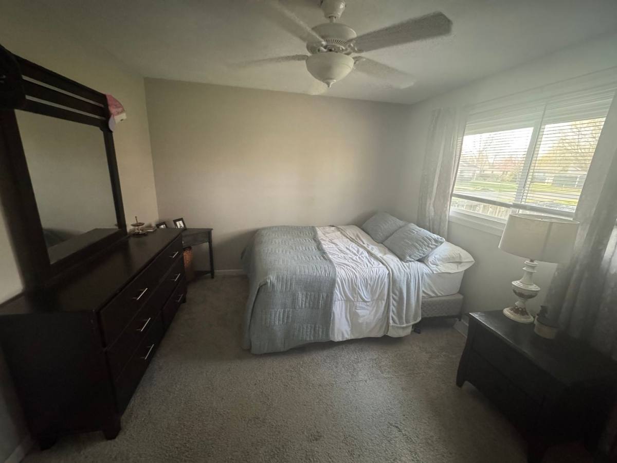 Apartment for rent at 401 E Jones St, Williamsville, IL 62693