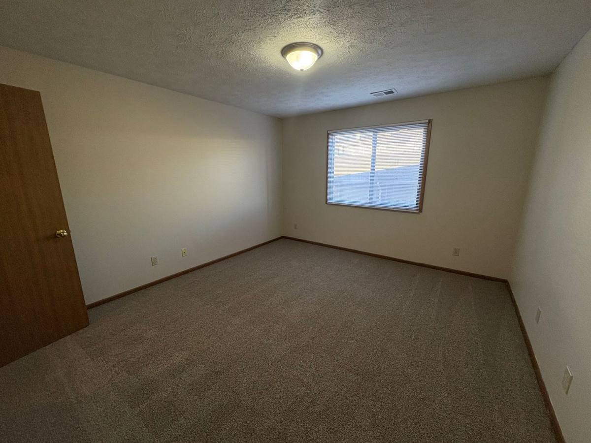 Apartment for rent at 4730 Virginia St, Omaha, NE 68157