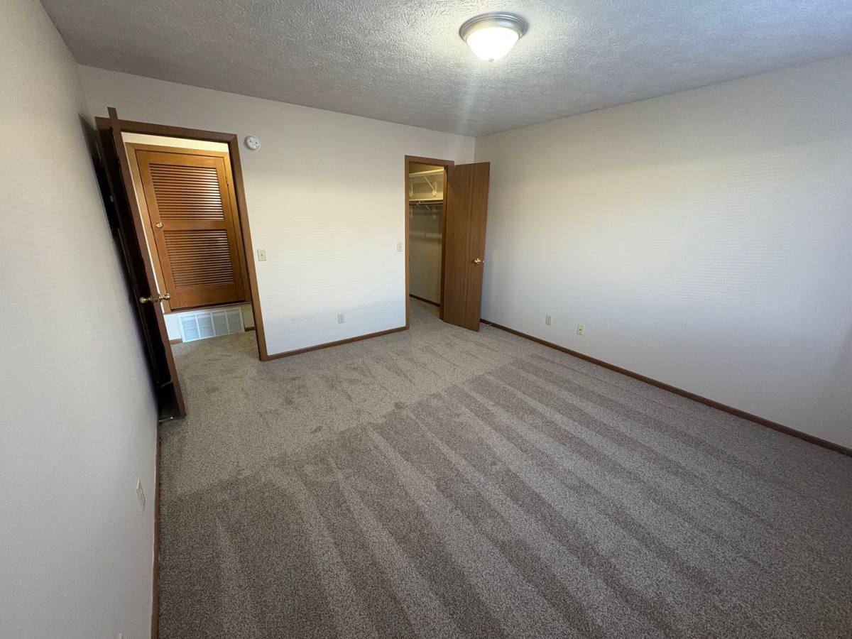 Apartment for rent at 4730 Virginia St, Omaha, NE 68157