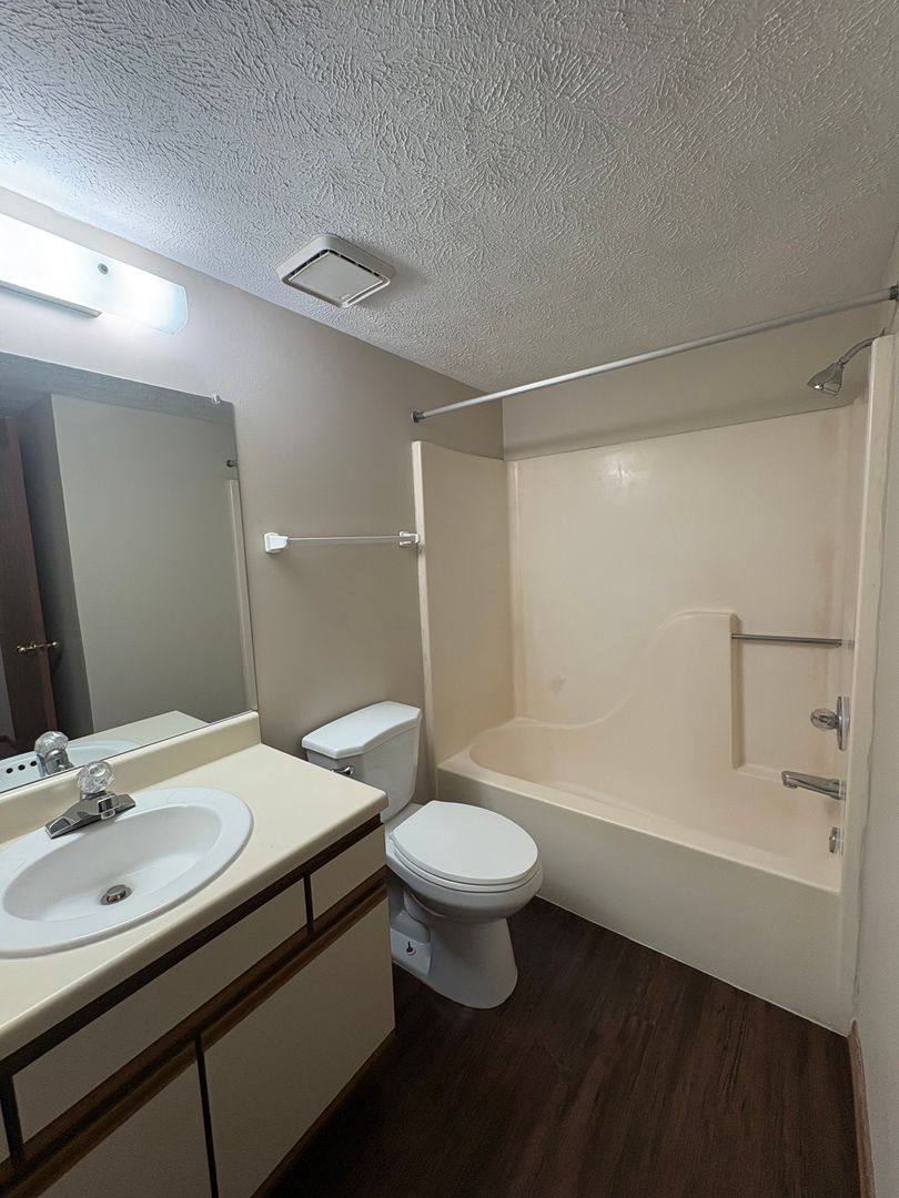 Apartment for rent at 4730 Virginia St, Omaha, NE 68157