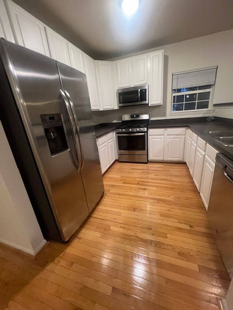 Apartment for rent at 1053 Maiden Lane, Ann Arbor, MI 48105