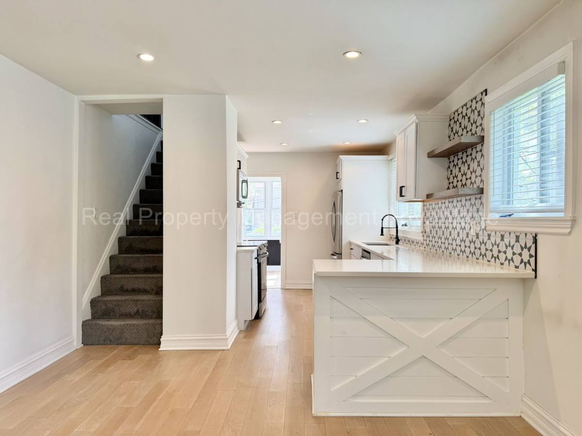 House for rent at 1330 E Chesterfield St, Ferndale, MI 48220