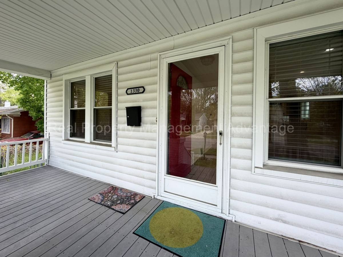 House for rent at 1330 E Chesterfield St, Ferndale, MI 48220