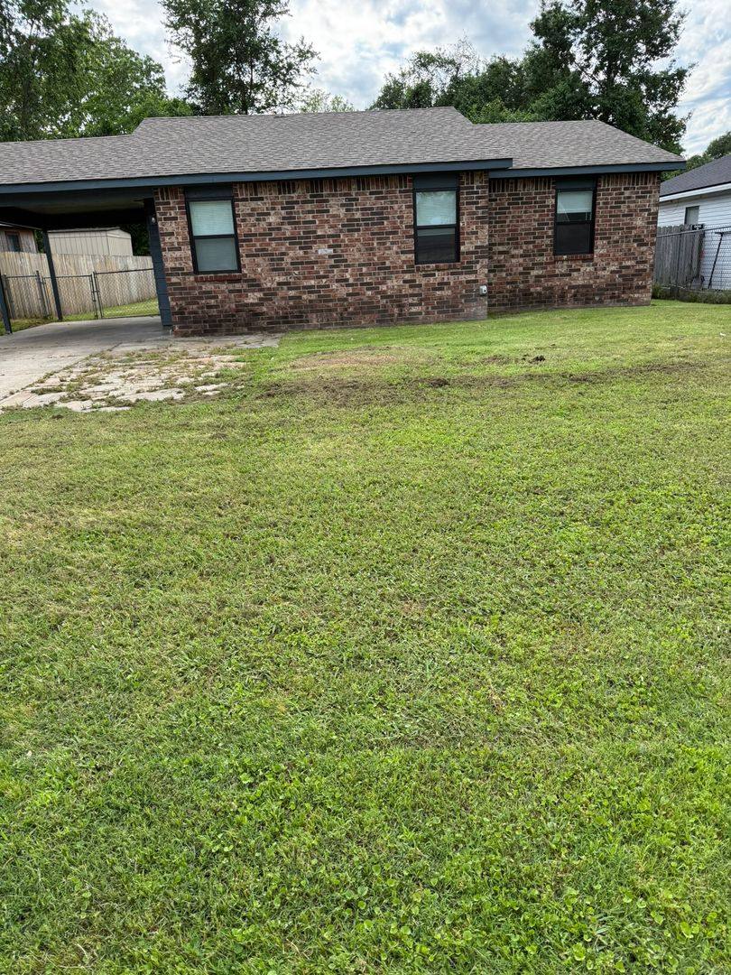 House for rent at 1925 N 35th St, Fort Smith, AR 72904