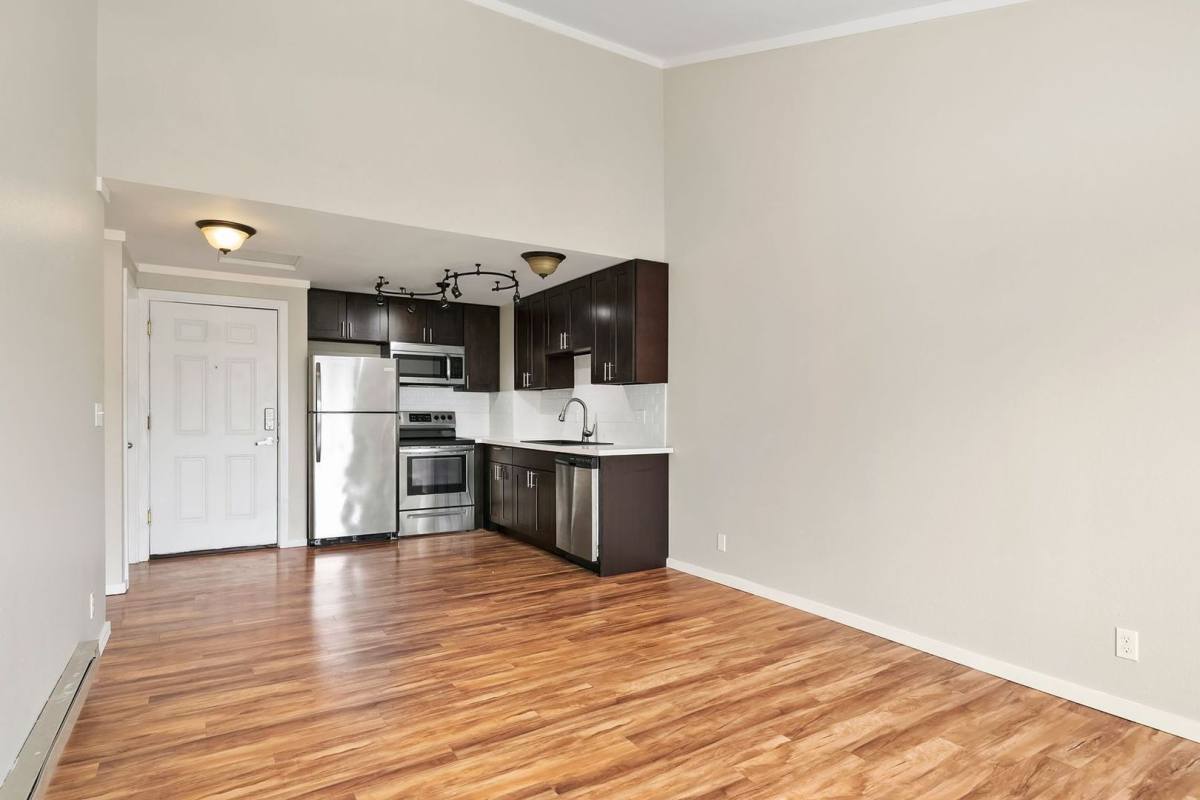 Apartment for rent at 1120 N 93rd St, Seattle, WA 98103
