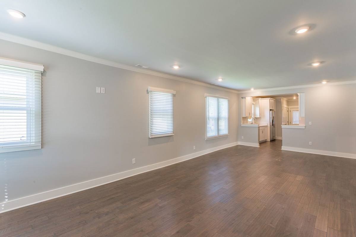 House for rent at 1025 Peachtree St, Chattanooga, TN 37404