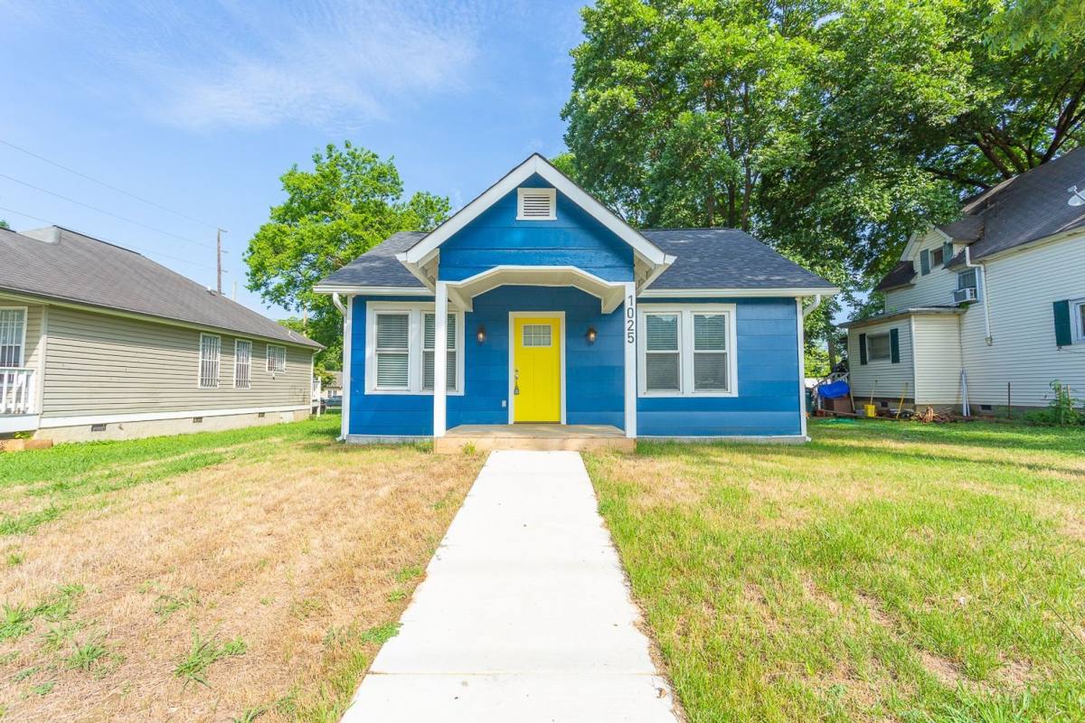 House for rent at 1025 Peachtree St, Chattanooga, TN 37404