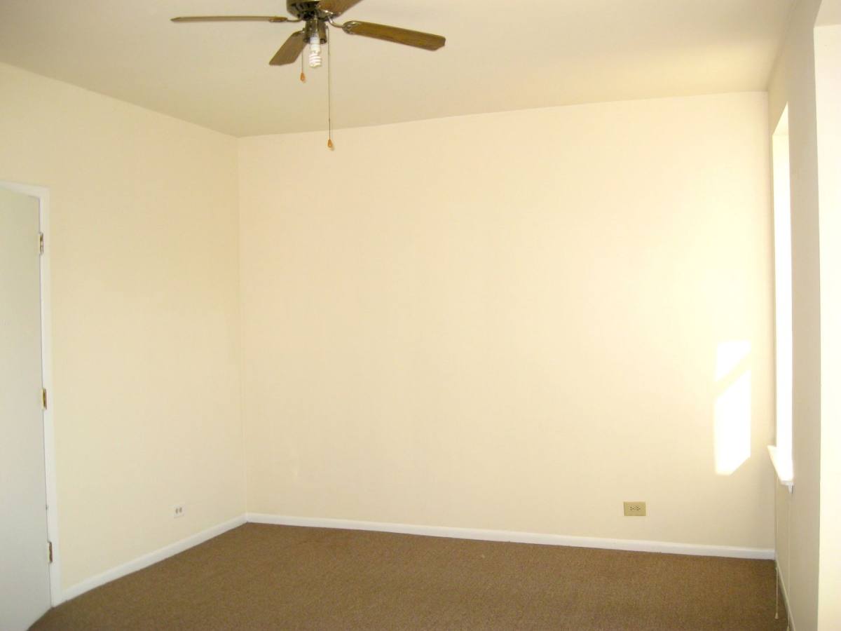 Apartment for rent at 2319-25 N Kedzie, Chicago, IL 60647