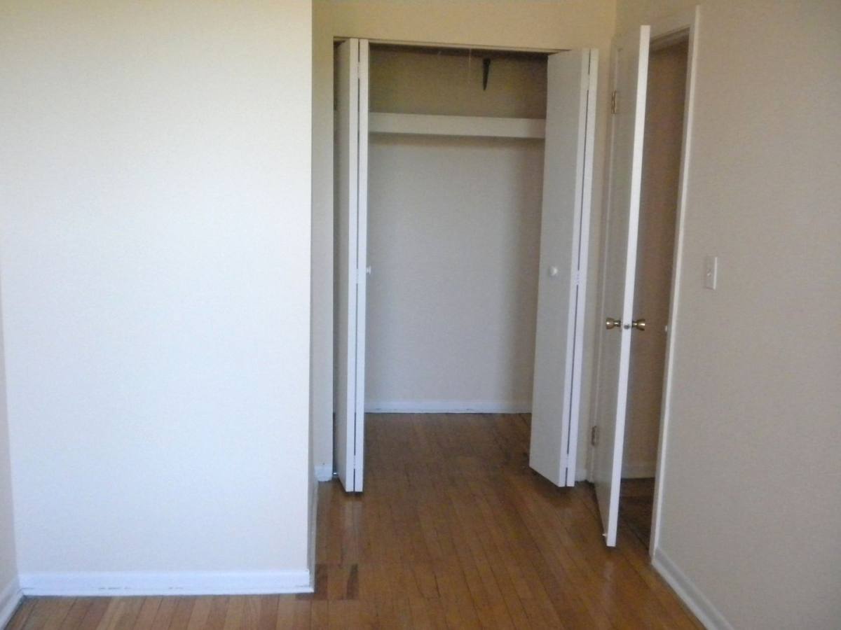 Apartment for rent at 2319-25 N Kedzie, Chicago, IL 60647
