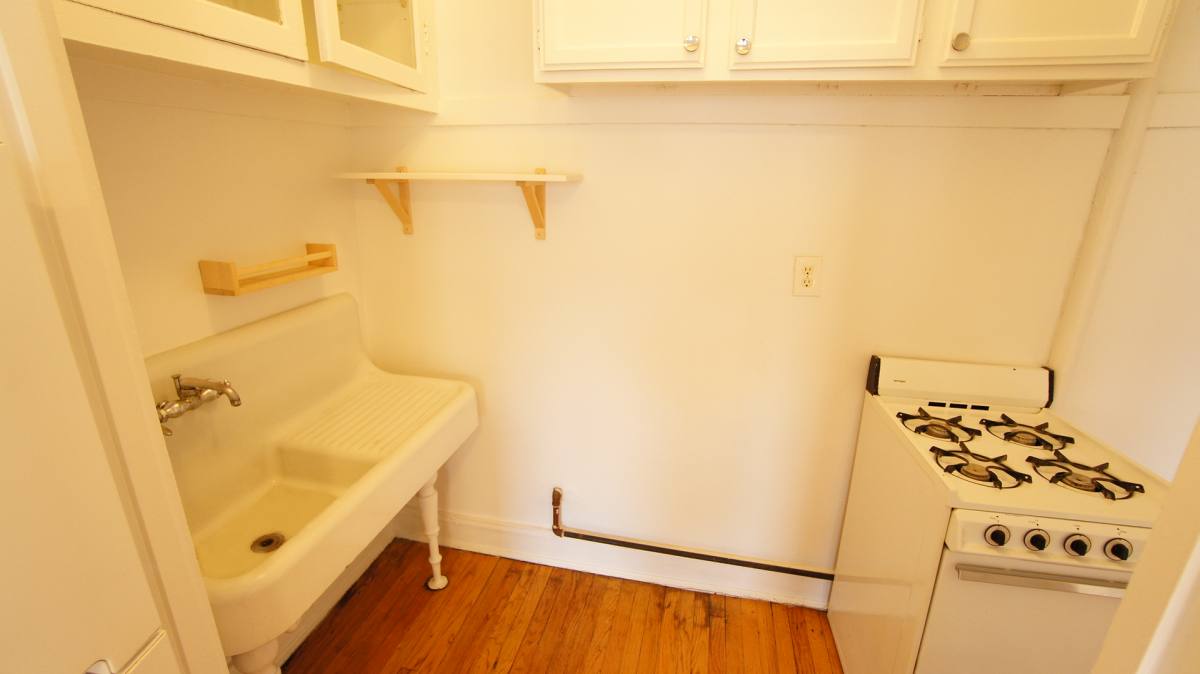Apartment for rent at 2418-28 N Sawyer, Chicago, IL 60647