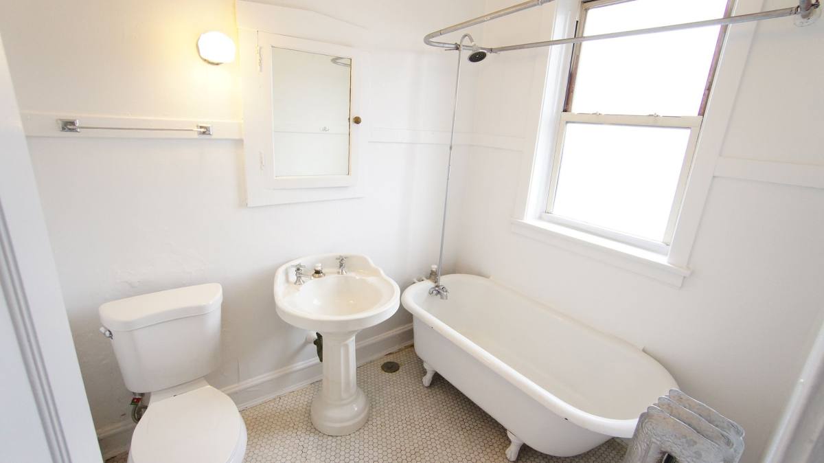 Apartment for rent at 2418-28 N Sawyer, Chicago, IL 60647