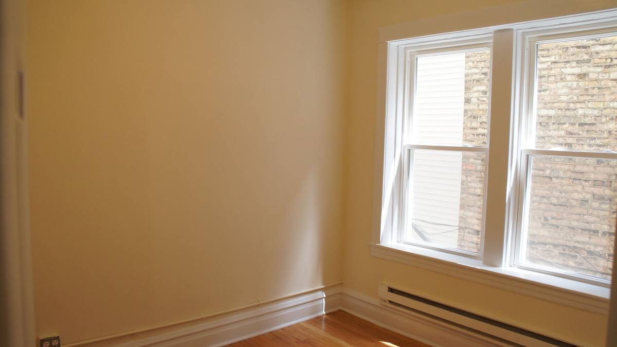 Apartment for rent at 2915-2921 W George, Chicago, IL 60618