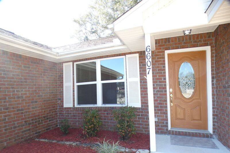 House for rent at 6607 Woodbury Forest Dr, Milton, FL 32583
