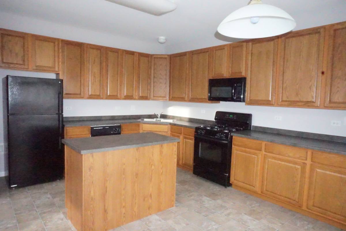 House for rent at 3740 Pope Court, Plano, IL 60545
