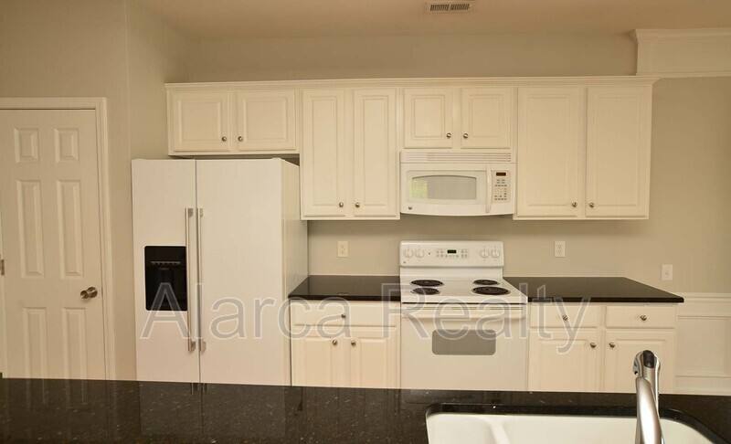 Apartment for rent at 3282 Margellina Dr, Charlotte, NC 28210
