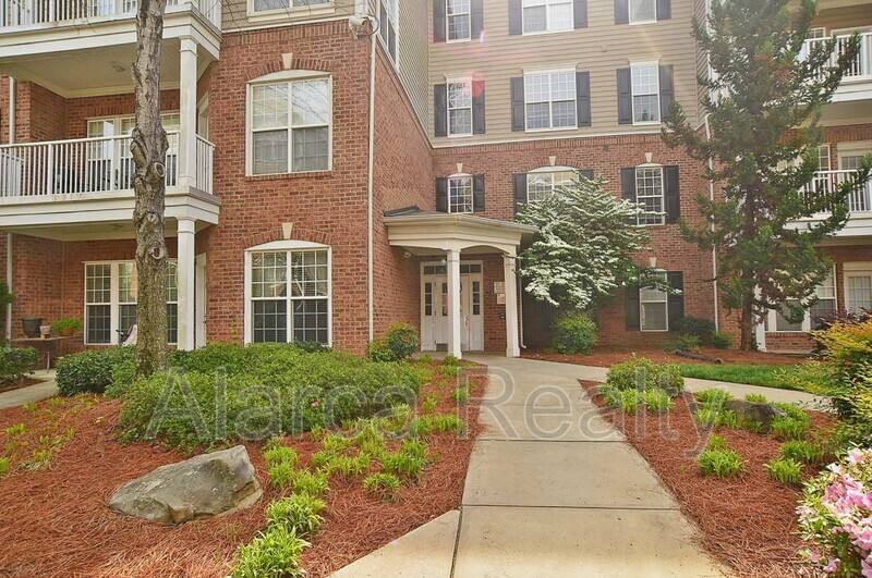 Apartment for rent at 3282 Margellina Dr, Charlotte, NC 28210