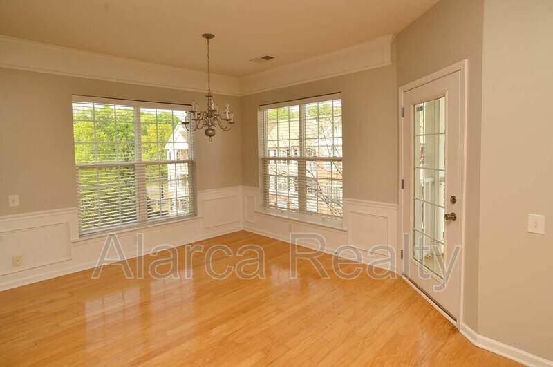 Apartment for rent at 3282 Margellina Dr, Charlotte, NC 28210