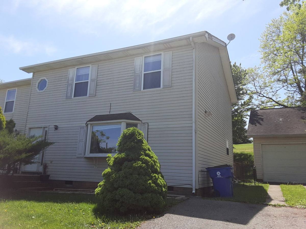 Townhouse for rent at 570 Kamran Dr, Christiansburg, VA 24073