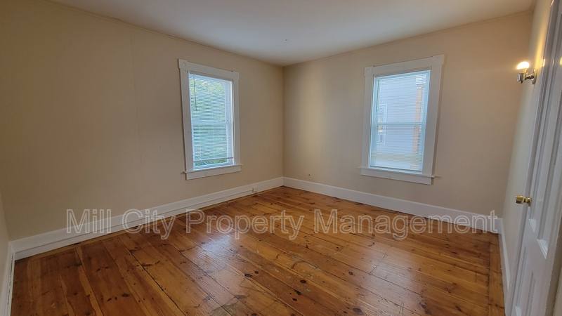 Apartment for rent at 416 Cedar St Right, Manchester, NH 03103