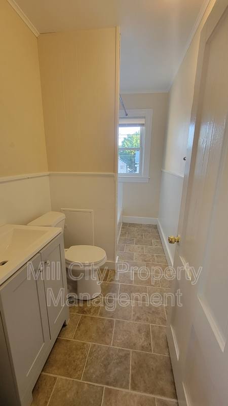 Apartment for rent at 416 Cedar St Right, Manchester, NH 03103