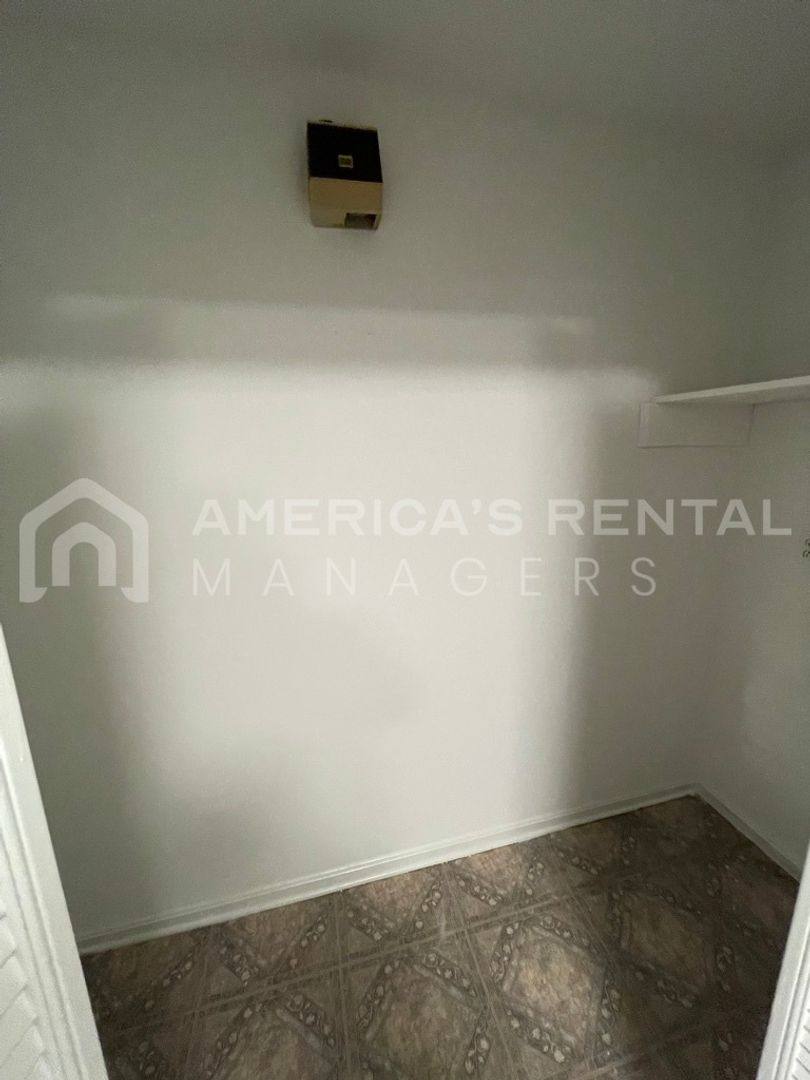 House for rent at 5727 22nd Ave E, Tuscaloosa, AL 35405