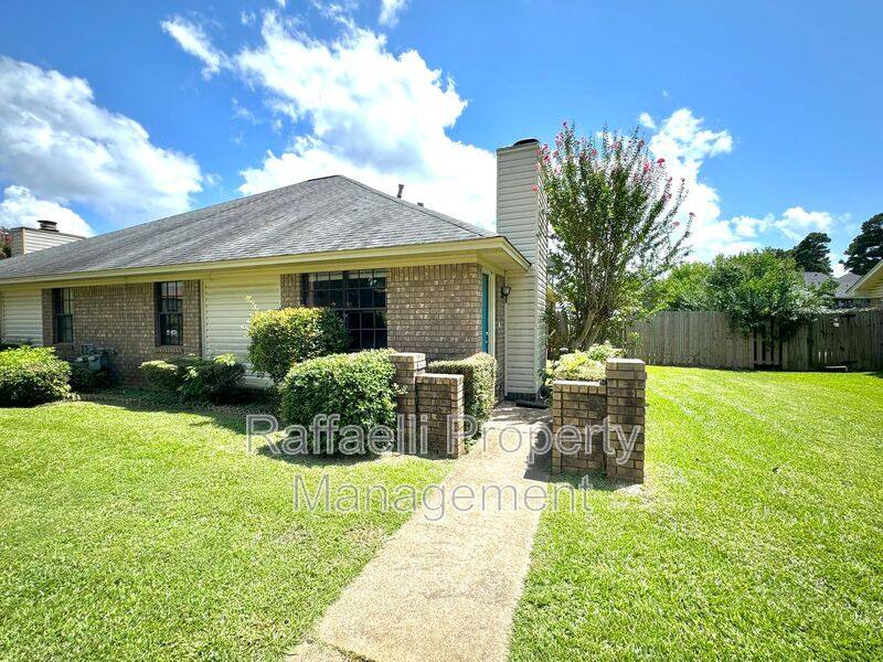 House for rent at 315 Brookwood, Texarkana, TX 75505