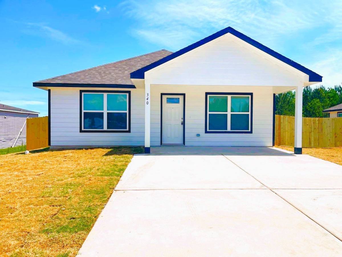 House for rent at 340 County Rd, Cleveland, TX 77327