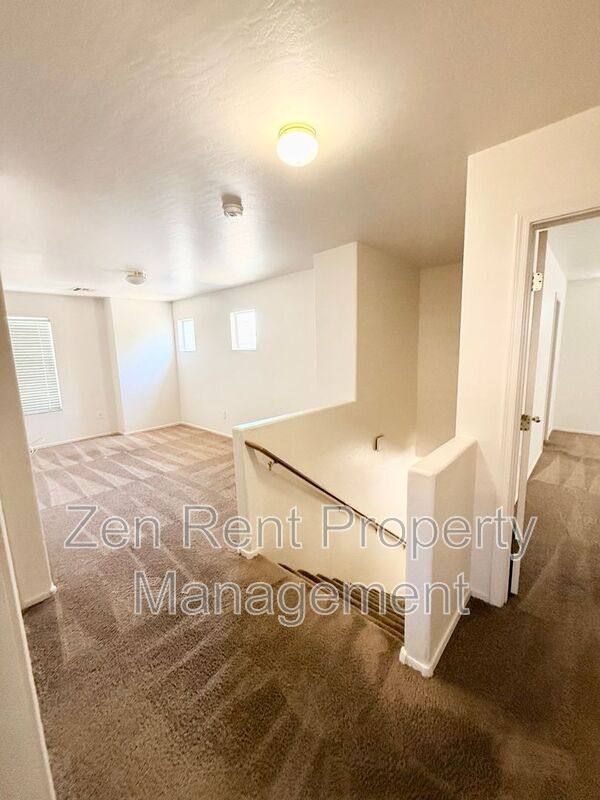House for rent at 4171 E Gail Dr, Gilbert, AZ 85296