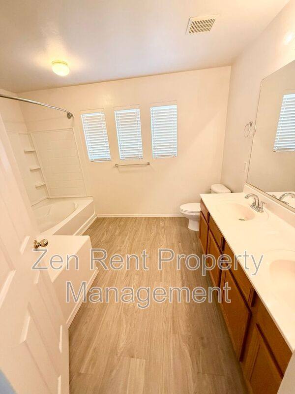 House for rent at 4171 E Gail Dr, Gilbert, AZ 85296