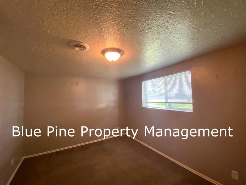 House for rent at 2215 Sykes Dr, Idaho Falls, ID 83401